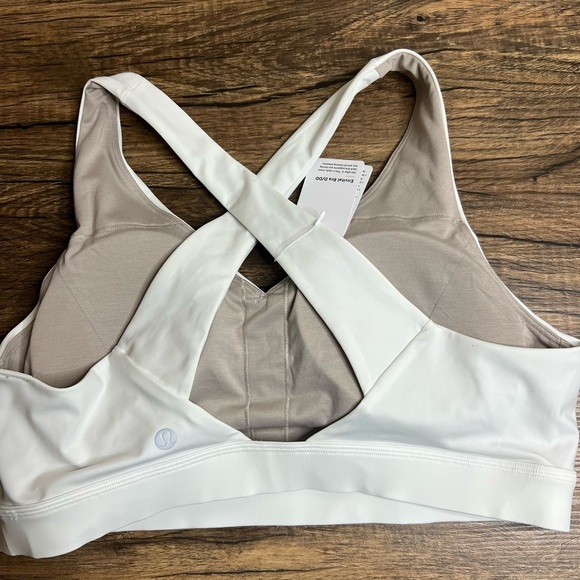 Lululemon InStill Bra White Size 12 NWT Medium Support D/DD Crossback - Picture 2 of 5